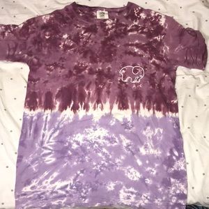 Ivory Ella T-shirt, tie-dye maroon and purple.